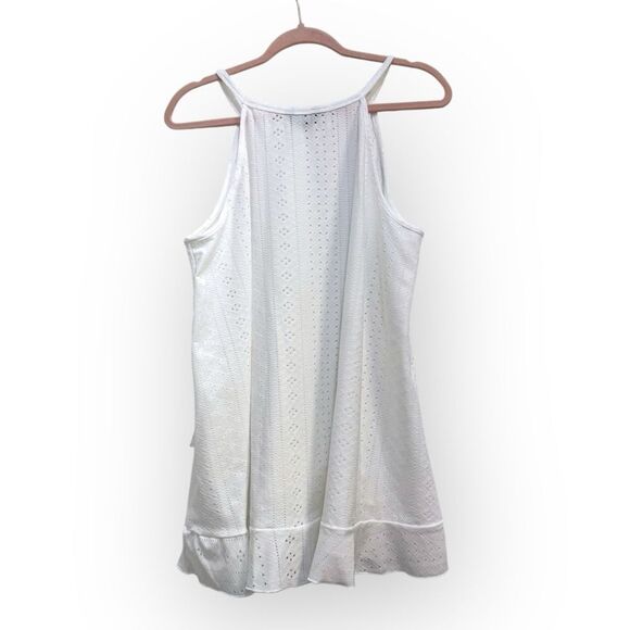 BloomChic Textured Knit Overlap Hem Tank Top – Original White – Size 14–16 (1X) - Picture 6 of 8